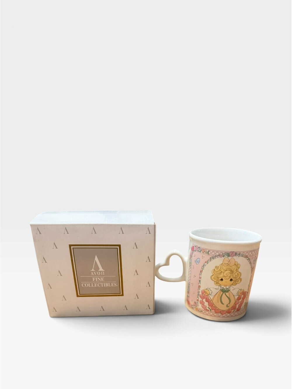 Avon Precious Moments Enesco Mug Heart Handle Fine Collectibles w/ Original Box